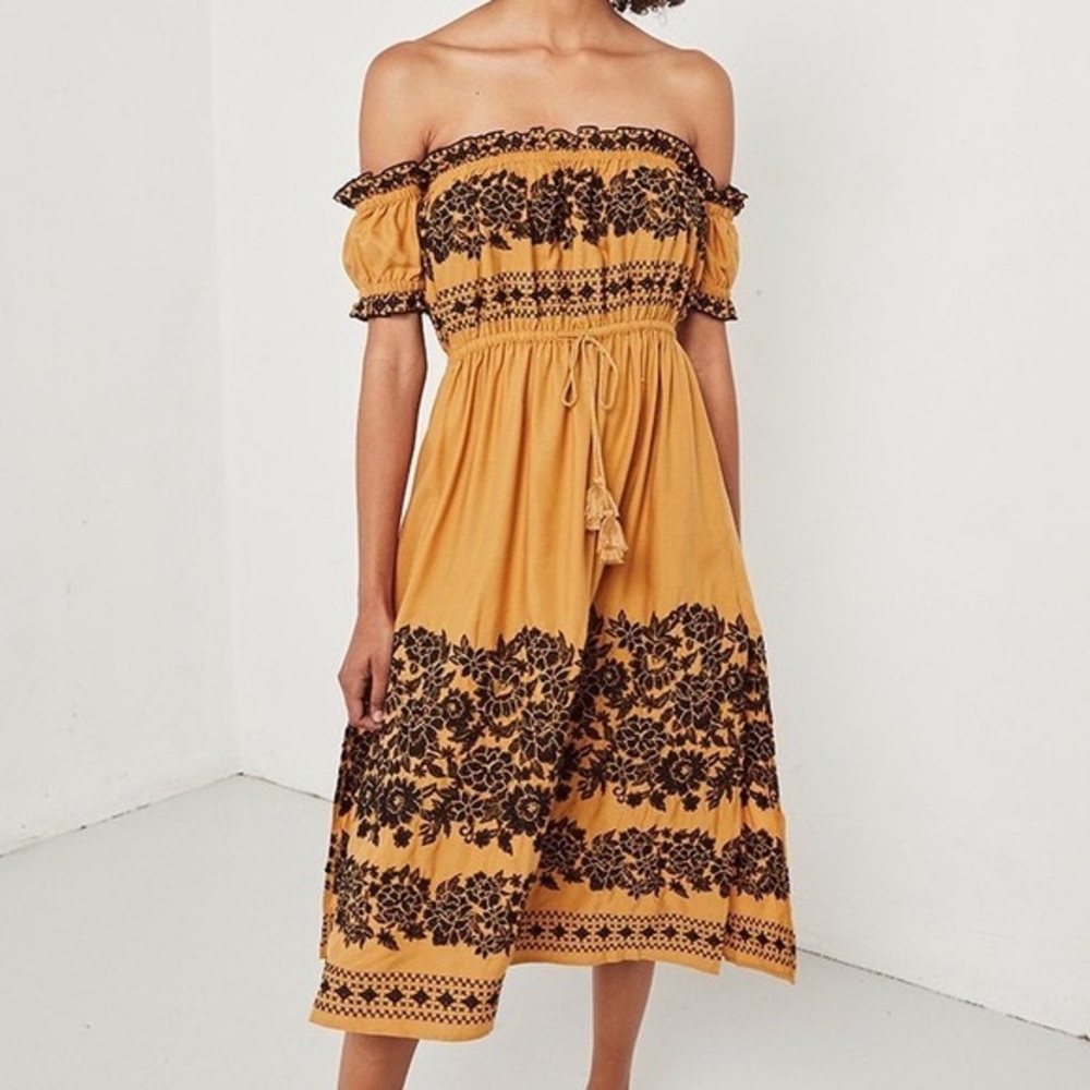Spell and the Gypsy Venus Off The Shoulder Dress, Size Small
